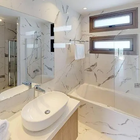 Beautiful With The Facilities ! *