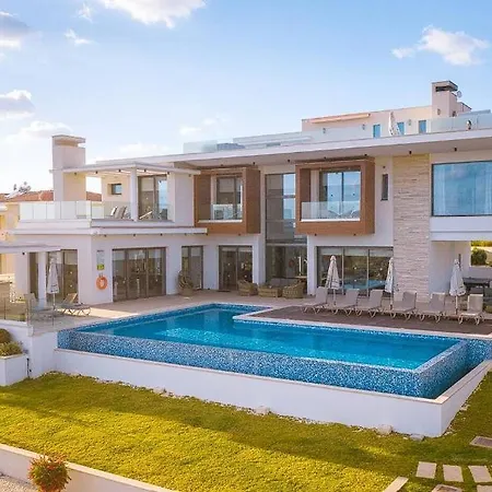 Beautiful With The Facilities !